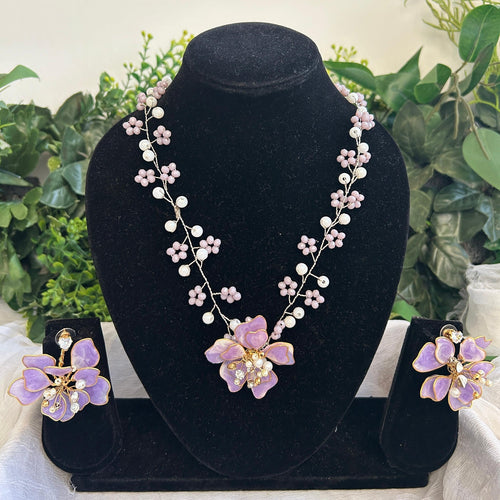 Alessia Necklace & Earrings