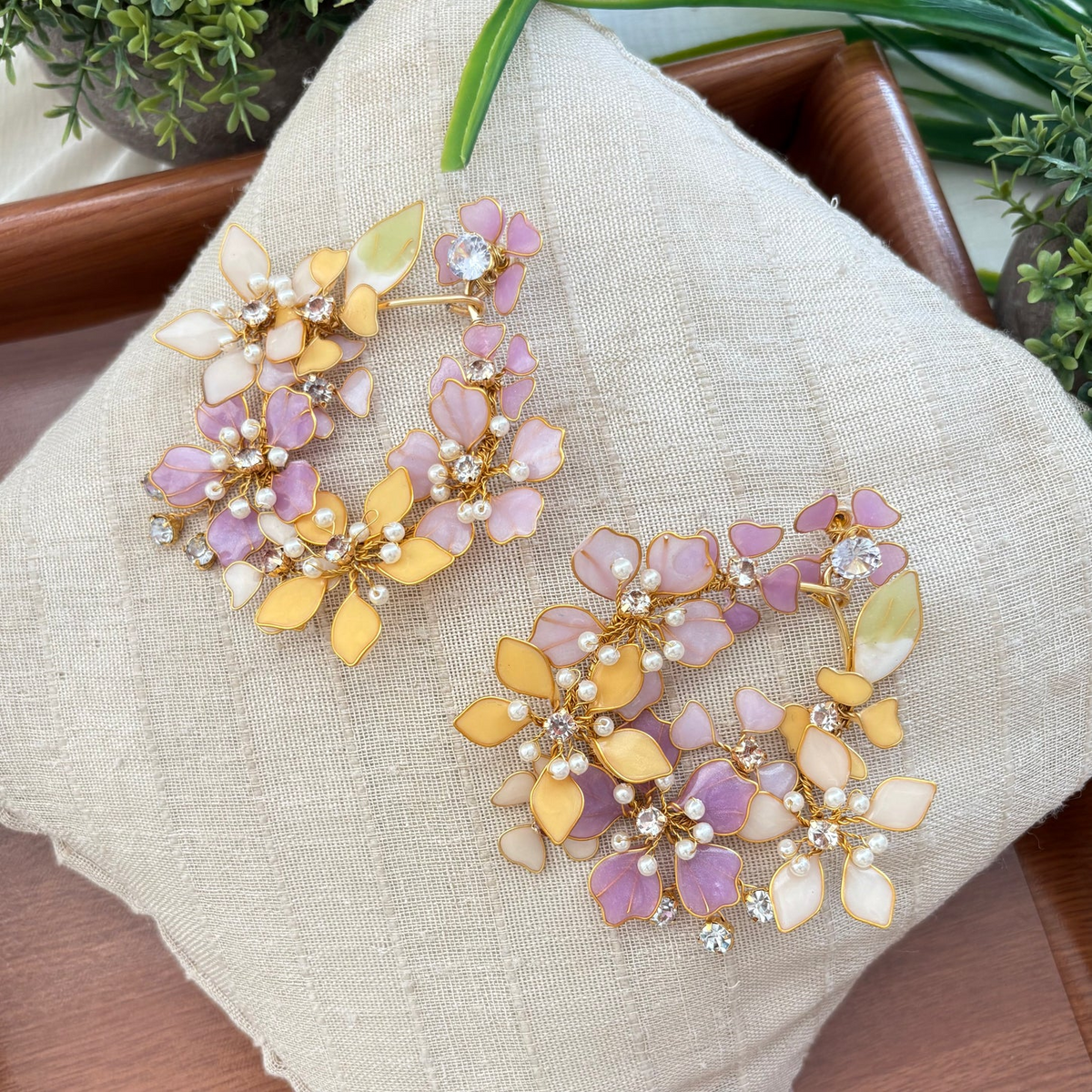 Aura Earrings