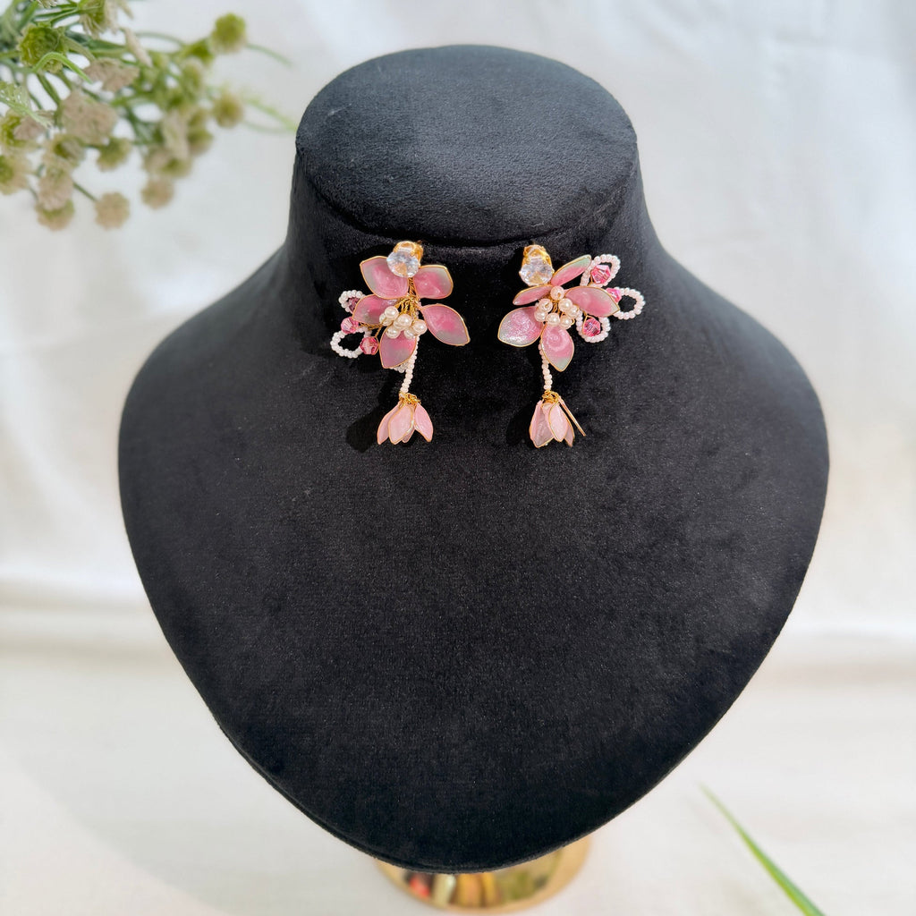 Elaria Earrings Florase image 1