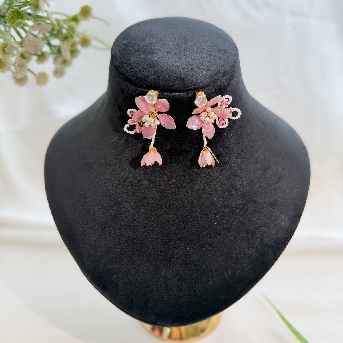 Elaria Earrings Florase image 1