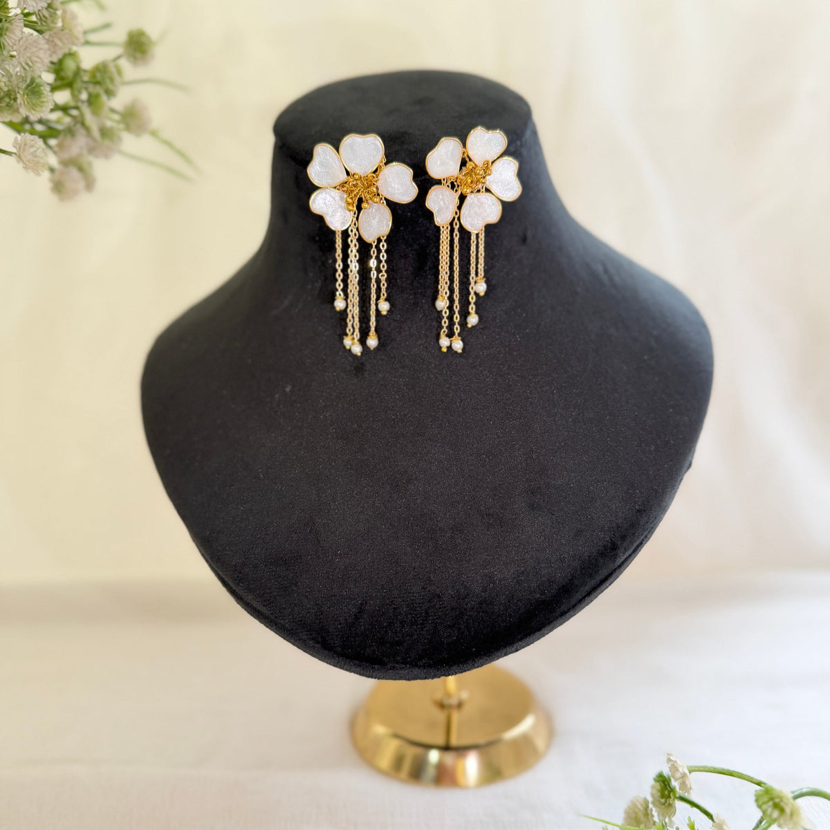Eva Earrings Florase image 1