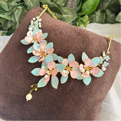 Helen Necklace & Earrings